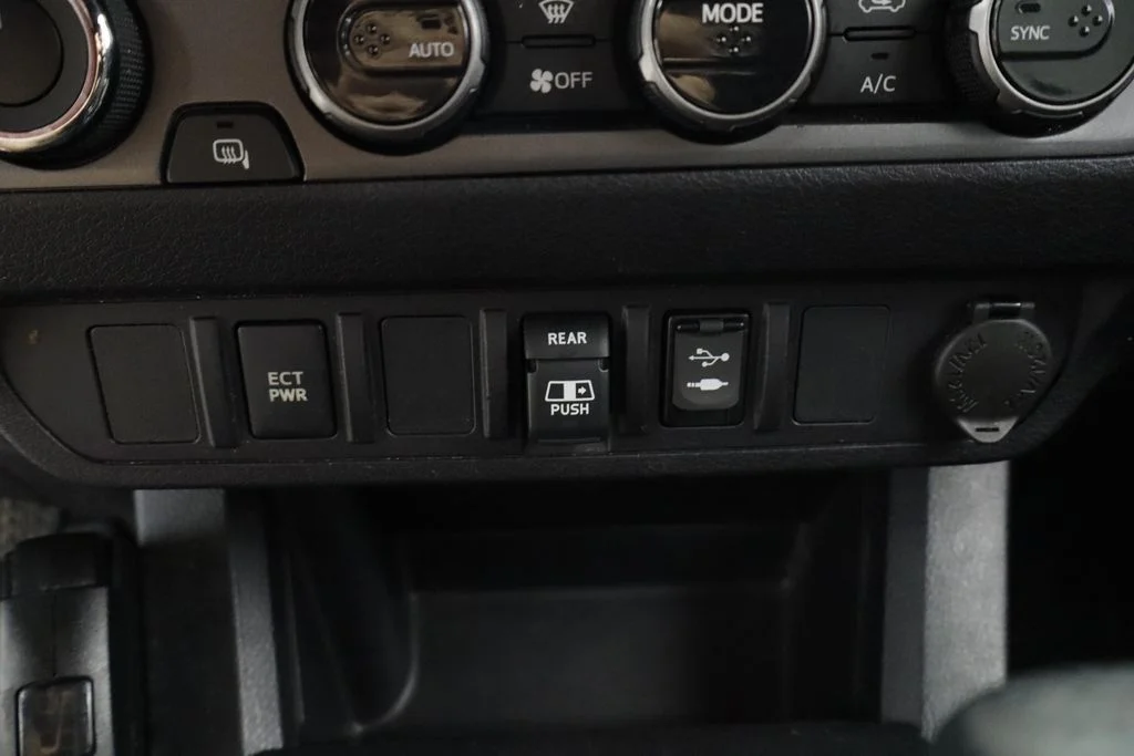 Certified Used 2018 Gray Toyota TRD Off-Road image 34