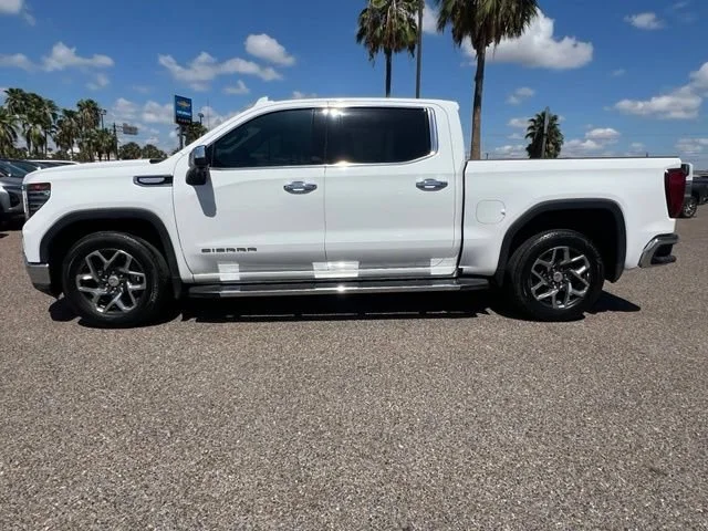 Used 2023 SUMMIT WHITE GMC SLT image 4