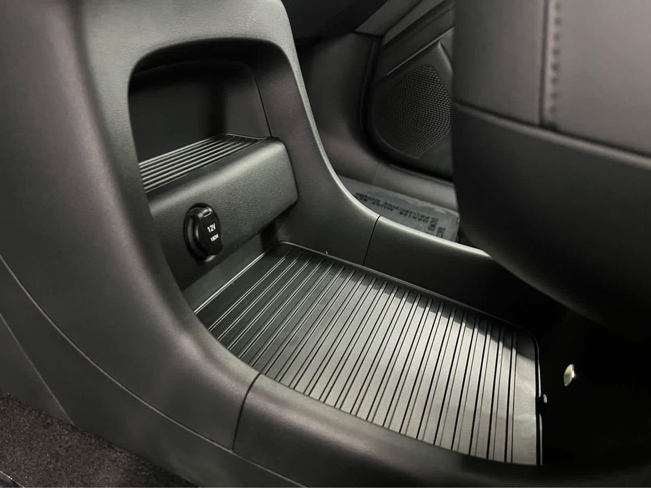New 2026 Ecotronic Gray Pearl Hyundai Calligraphy AWD image 18