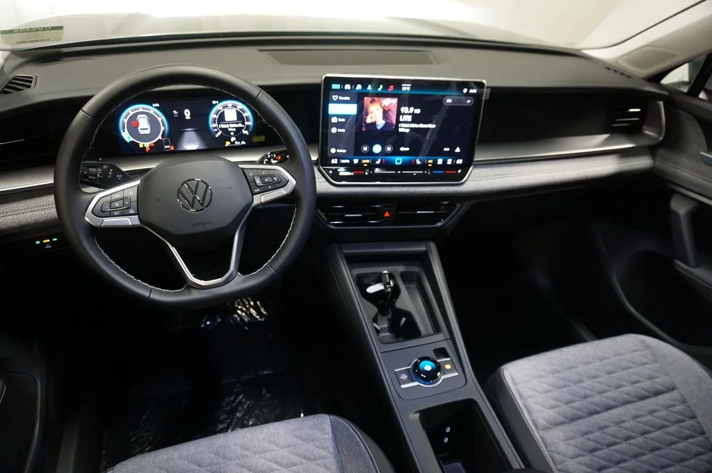 New 2026 Silver Volkswagen 2.0T S image 13