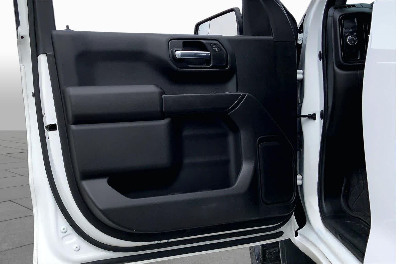 Used 2023 Summit White Chevrolet Custom image 21
