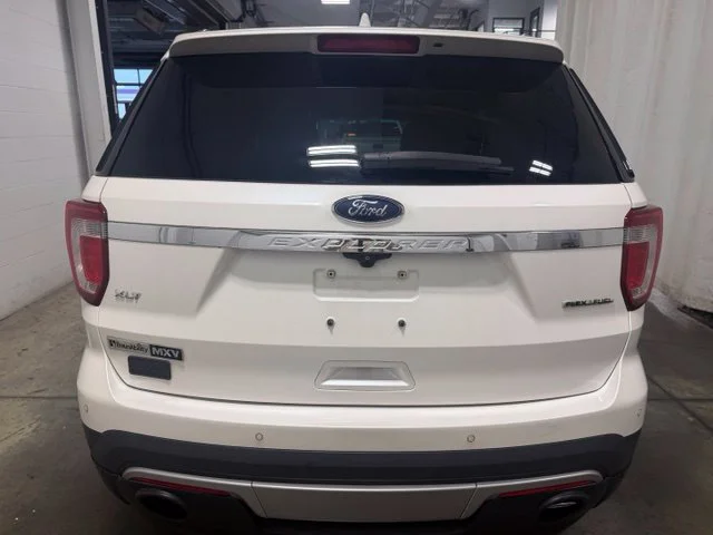 Used 2016 White Ford XLT image 5