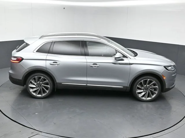 Used 2022 Silver Lincoln Reserve image 46