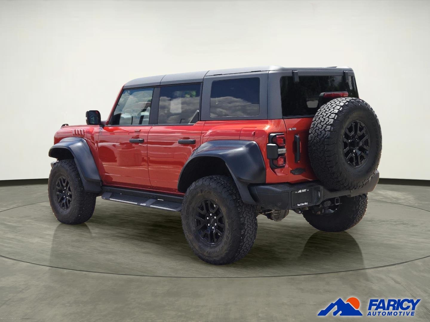 Used 2023 Hot Pepper Red Tinted Clearcoat Ford Raptor image 3
