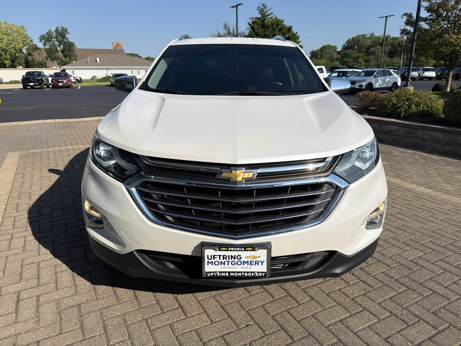 Used 2019 Iridescent Pearl Tricoat Chevrolet Premier image 8