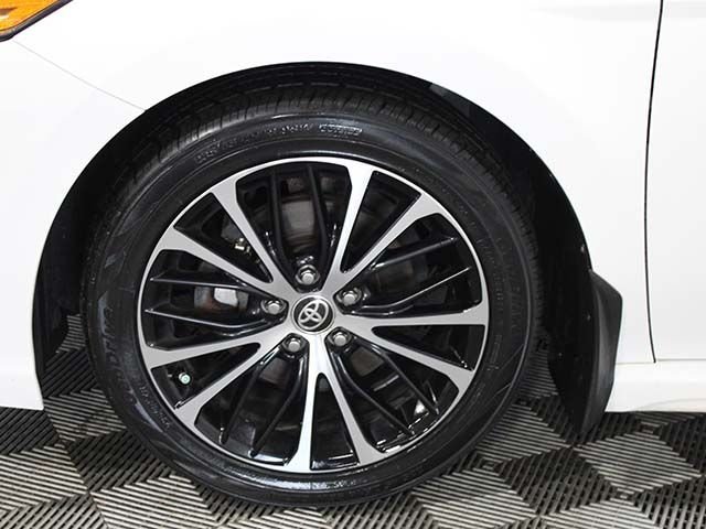 Used 2020 Super White Toyota SE image 18