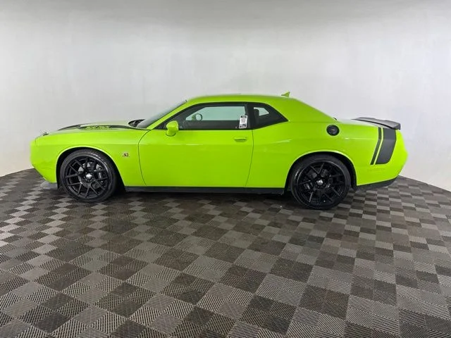 Used 2015 Beige Dodge R/T Scat Pack image 10