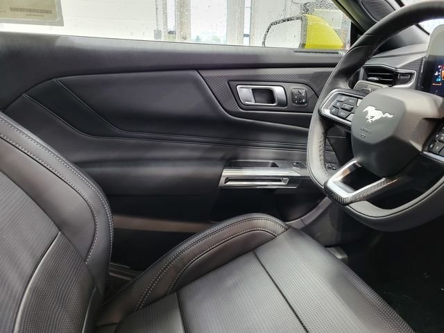 2025 Ford Mustang GT Premium Convertible - Photo 61