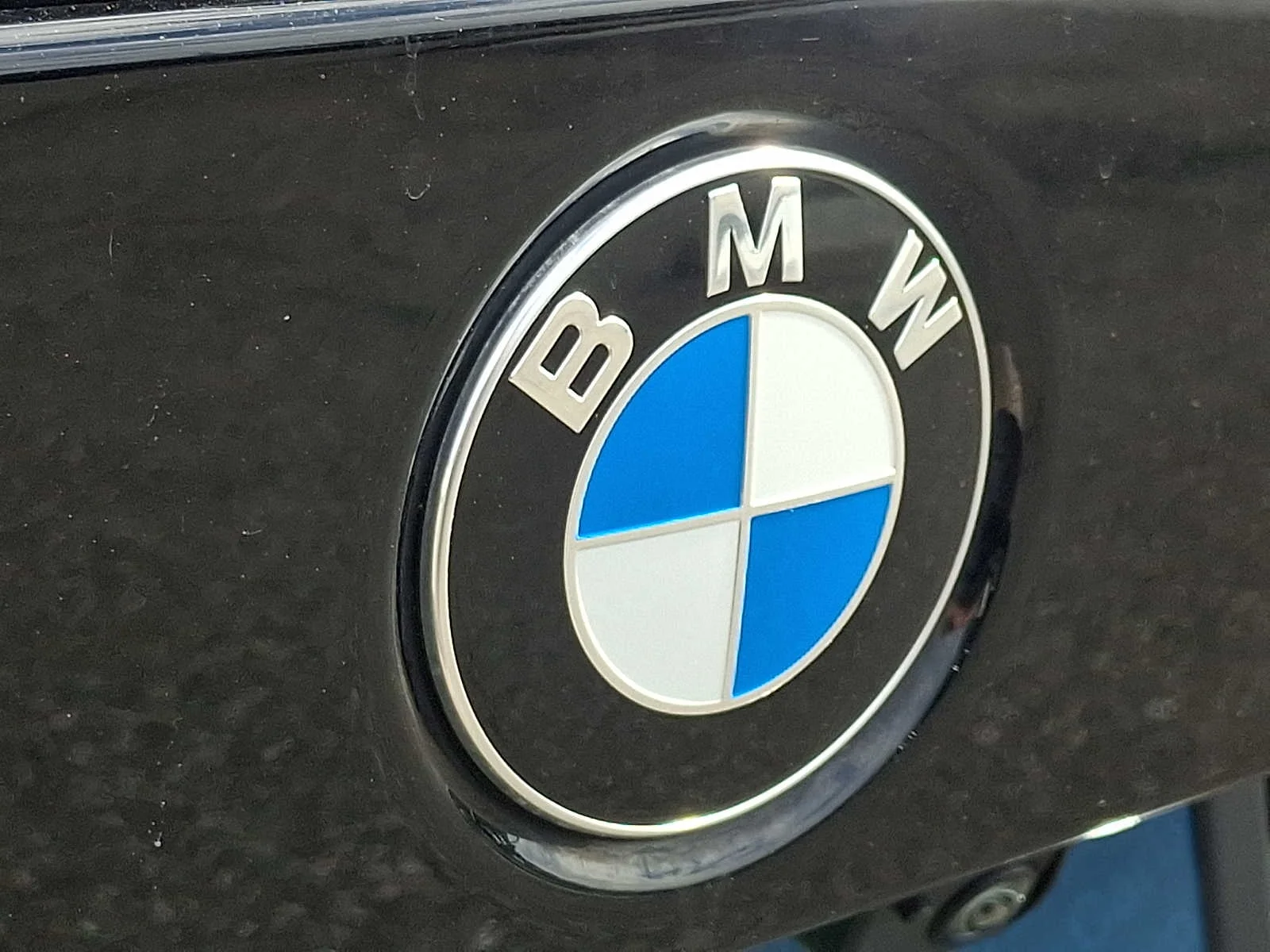 Used 2023 Black BMW xDrive28i image 30