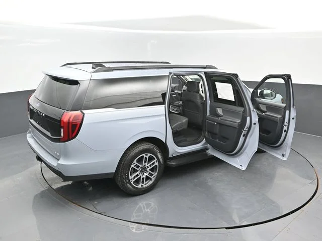 New 2026 Glacier Gray Metallic Tri-Coat Ford MAX Active image 28