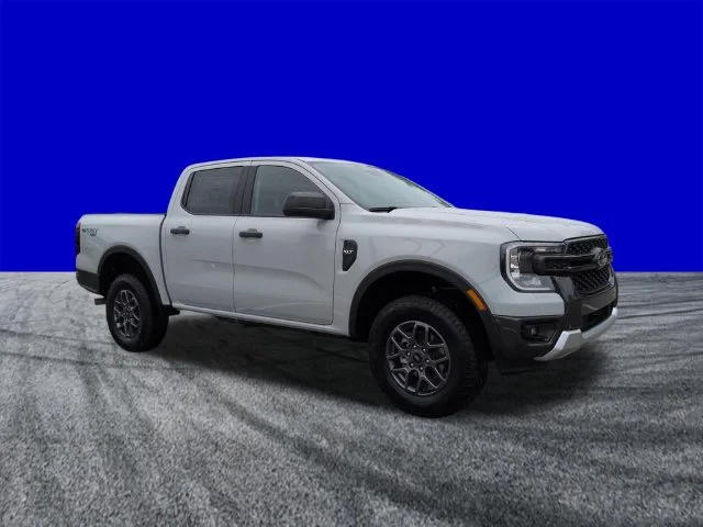 New 2026 White Ford XLT image 2