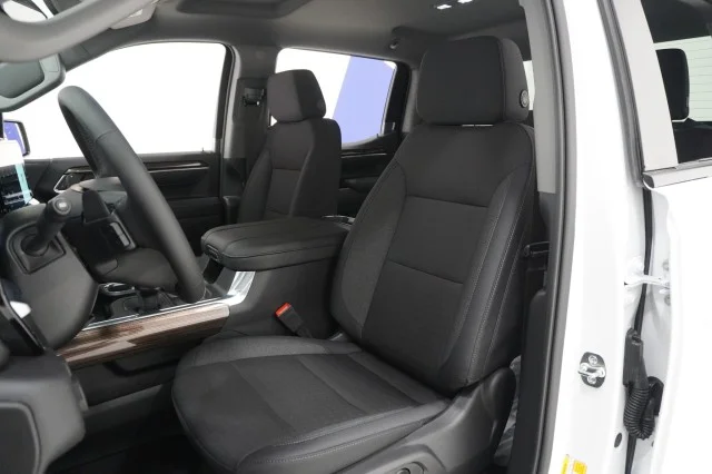 2026 Chevrolet Silverado 1500 LT - Photo 15
