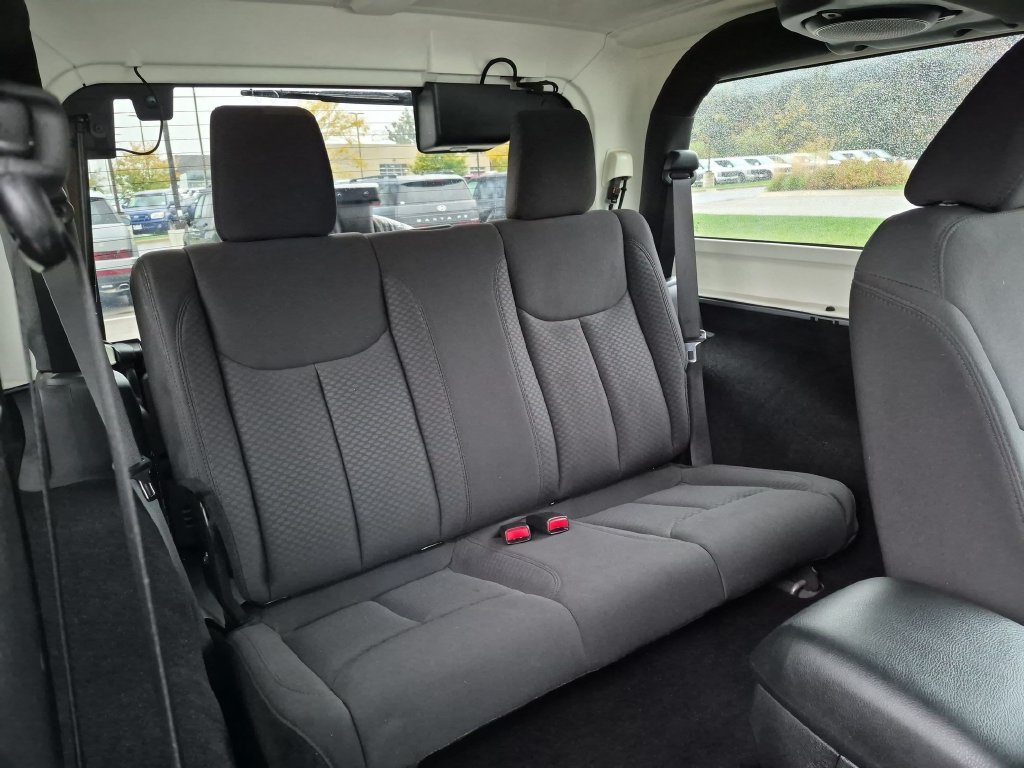 Used 2014 Gray Jeep Sport image 26