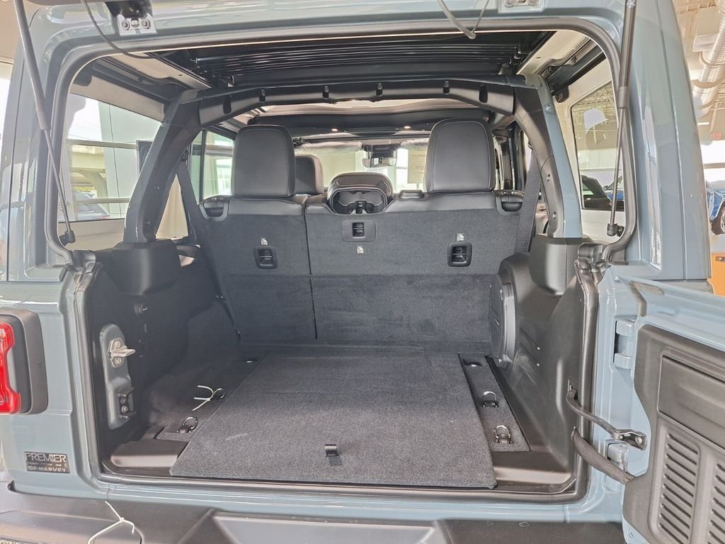 New 2025 Anvil Clear-Coat Exterior Paint Jeep Rubicon 392 image 19
