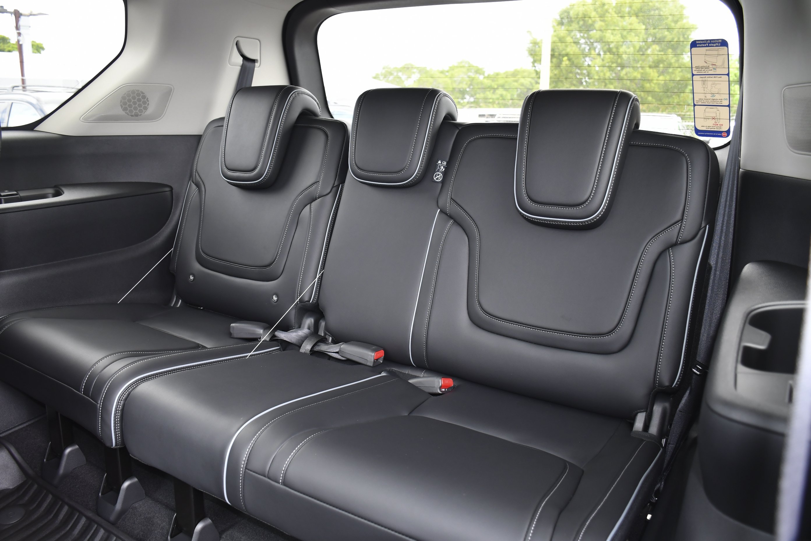 New 2026 BLACK OBSIDIAN INFINITI Luxe 2WD image 29