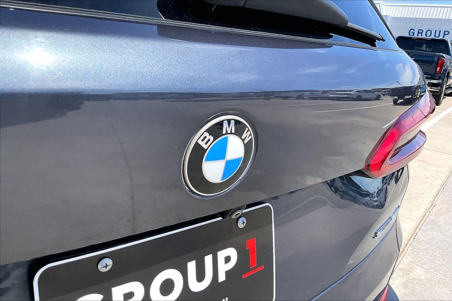 Used 2020 Arctic Gray Metallic BMW sDrive40i image 30
