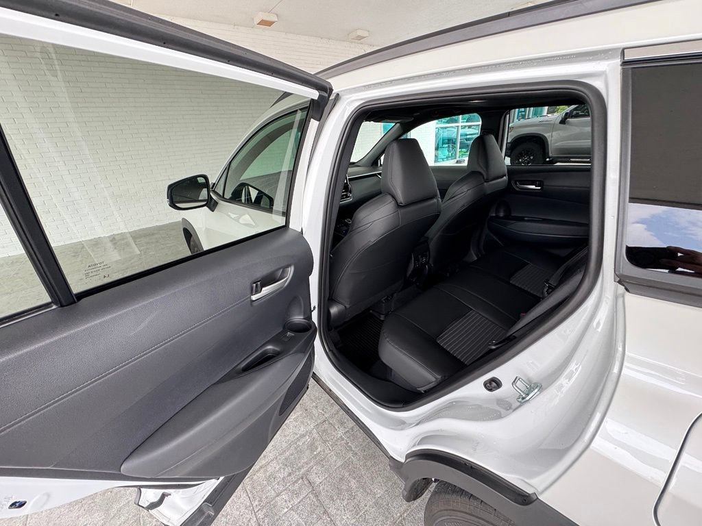 Used 2026  Toyota Hybrid XSE image 18