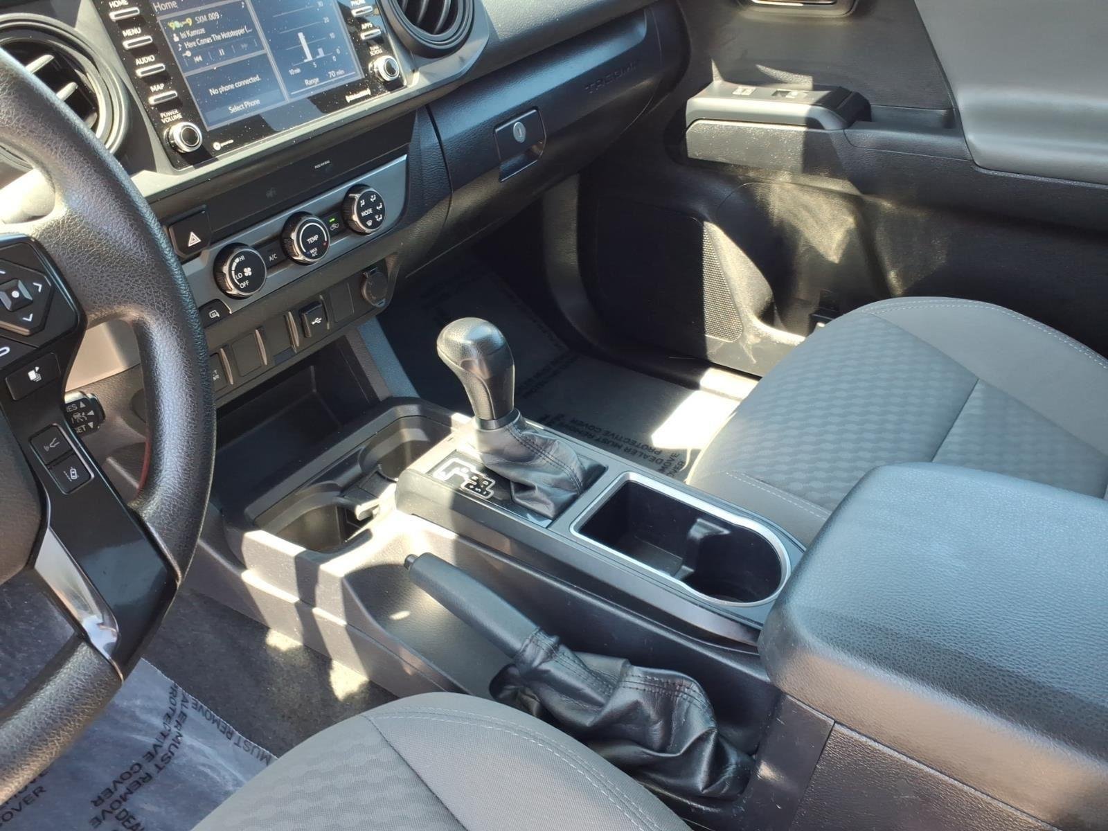 Used 2022 White Toyota SR image 20