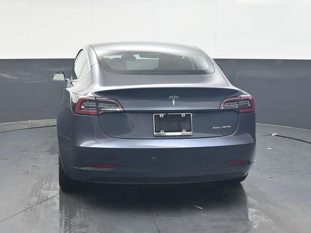 Used 2020 Midnight Silver Metallic Tesla Long Range image 5
