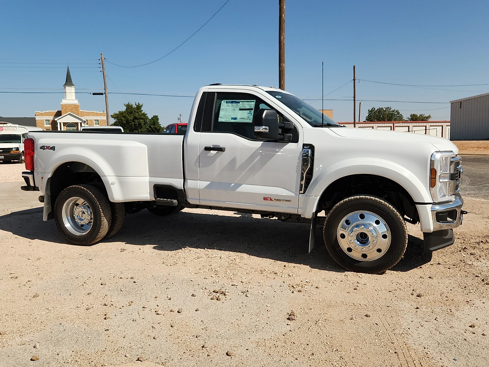 New 2027 Oxford White Ford XLT image 8