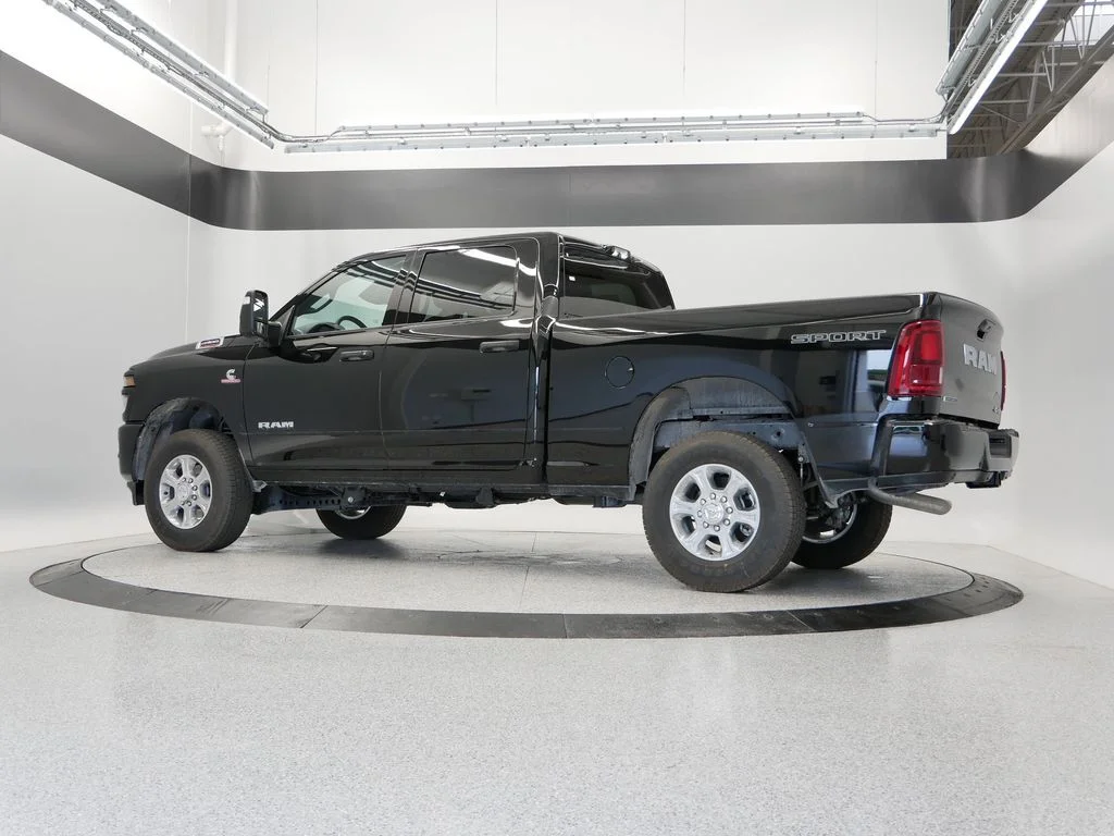 New 2026 Diamond Black Crystal Pearl-Coat Exterior Paint Ram Big Horn image 41