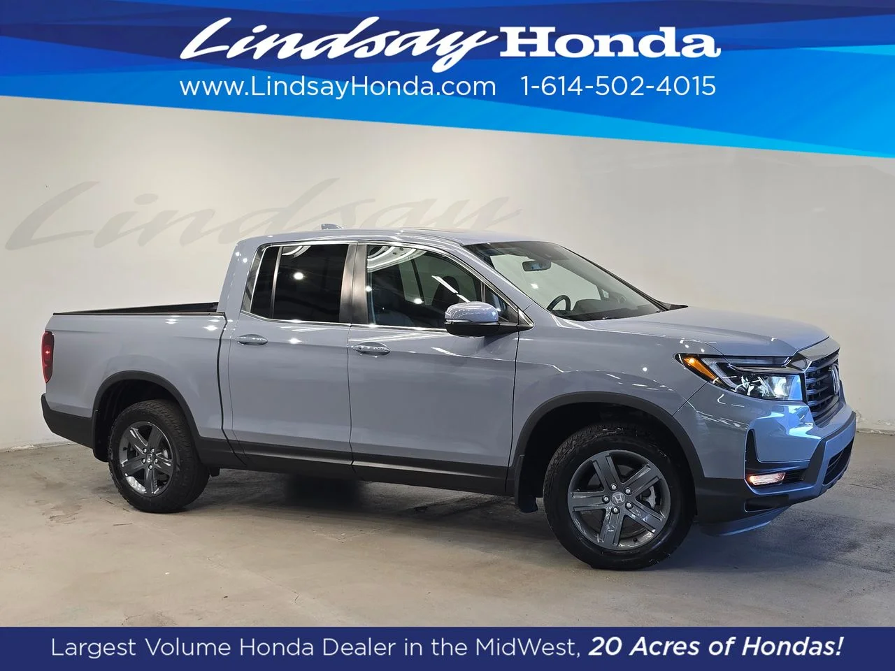 Used 2023  Honda RTL image 3