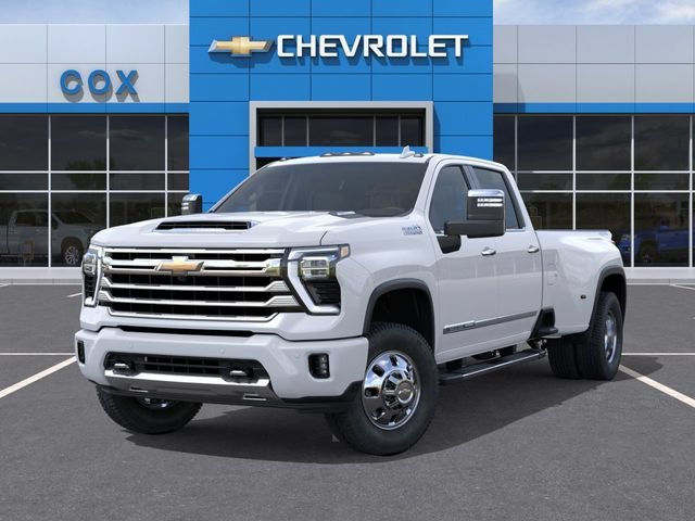 New 2026 Polar White Tricoat Chevrolet High Country DRW image 6