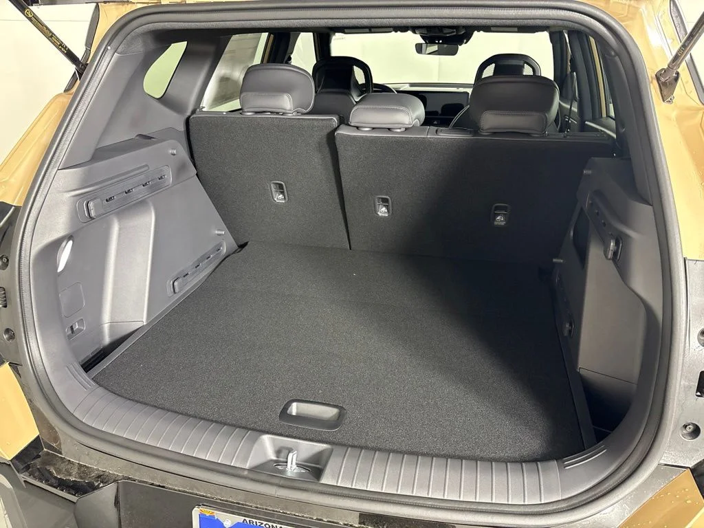 New 2027 Terrain Brown Kia X-Line S image 20