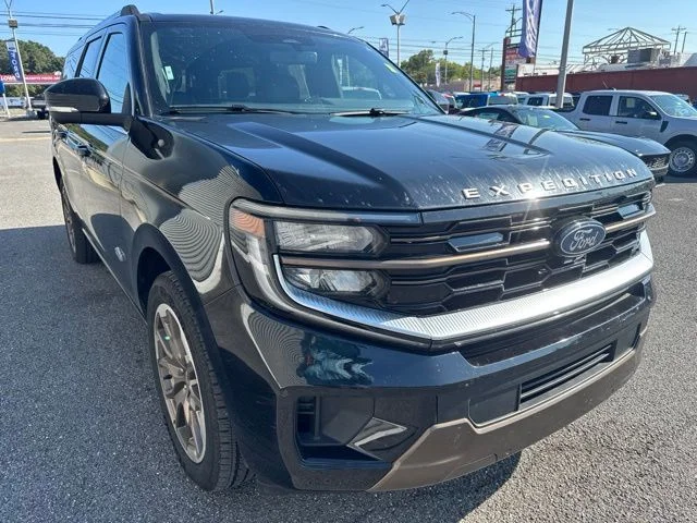 Certified Used 2025 SELECT Ford King Ranch image 3