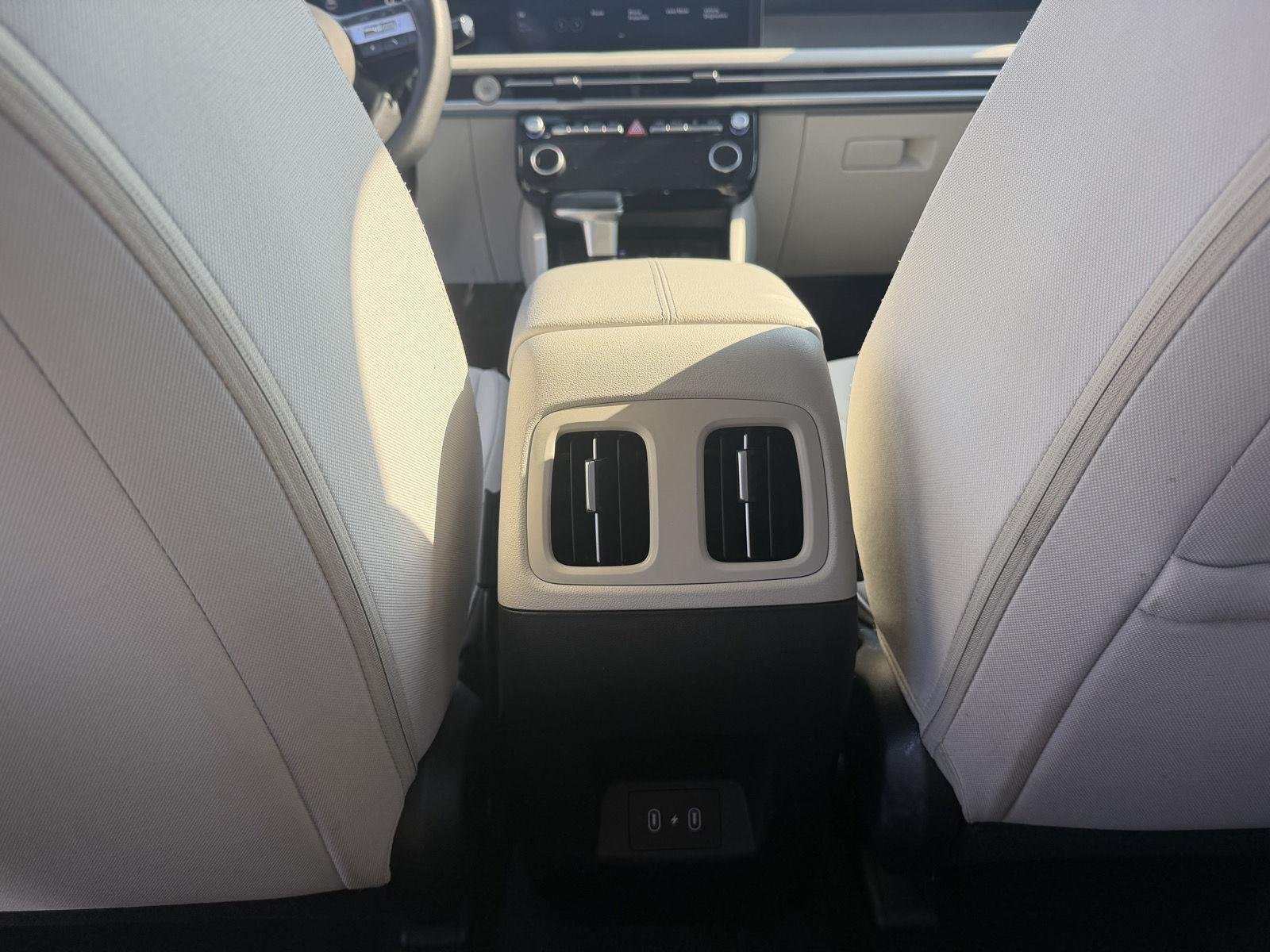 Used 2025 Hampton Gray Hyundai SEL image 16