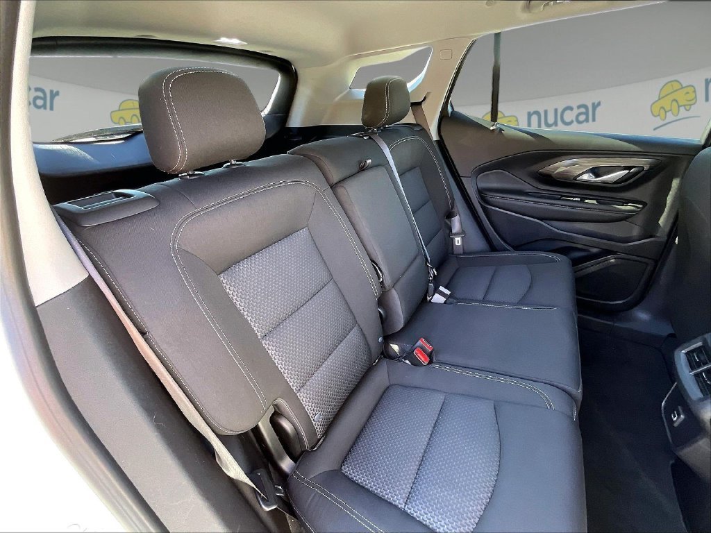 Used 2024 Summit White GMC SLE image 15