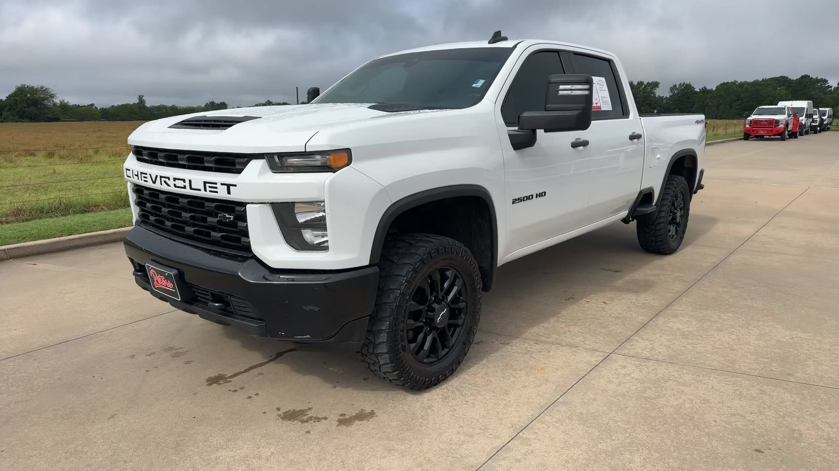 Used 2023 Summit White Chevrolet Custom image 5