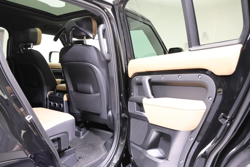 2026 Land Rover Defender V8 - Photo 43