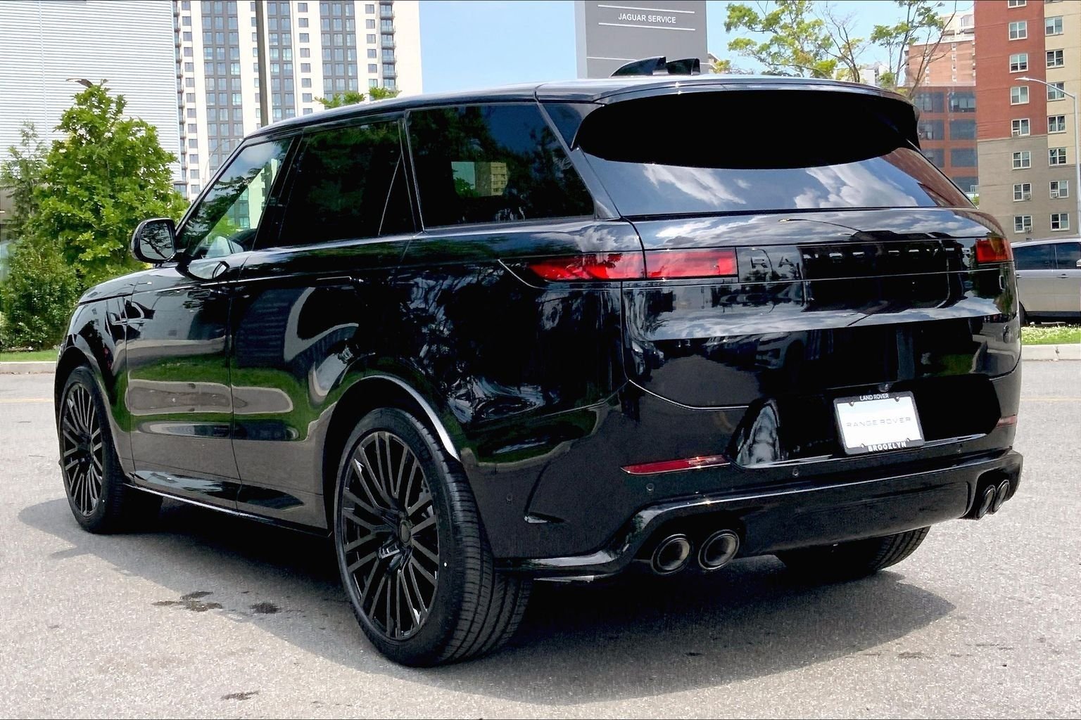 New 2026 Narvik Black Land Rover SV image 12