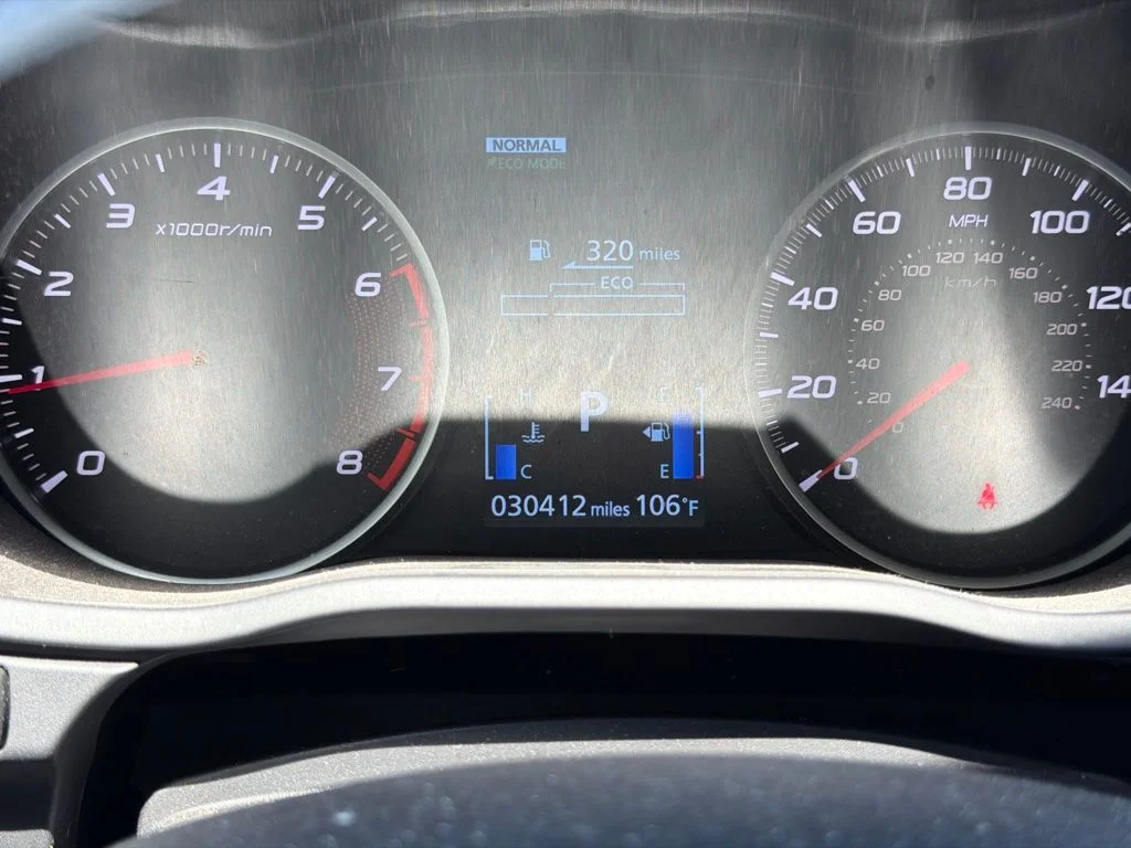 Used 2023 White Mitsubishi LE image 3