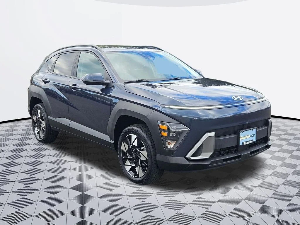 Used 2025 Denim Blue Pearl Hyundai SEL Convenience image 8
