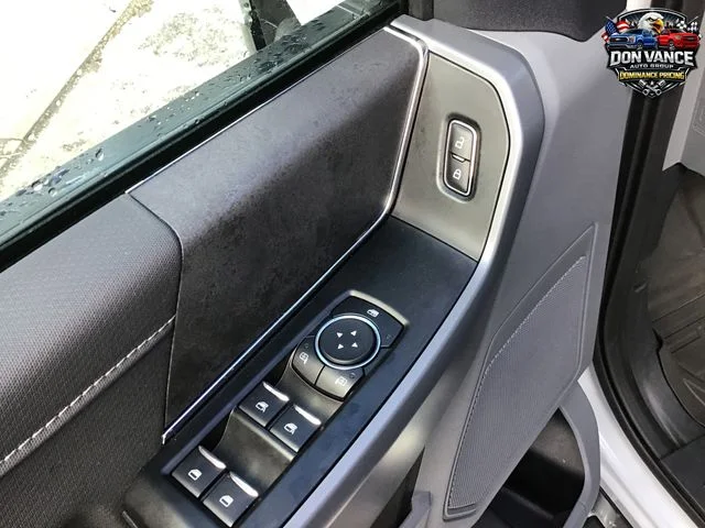 Used 2025 White Ford XLT image 11