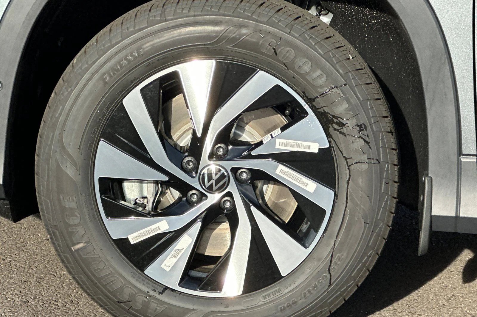 2026 Volkswagen Tiguan S - Photo 23