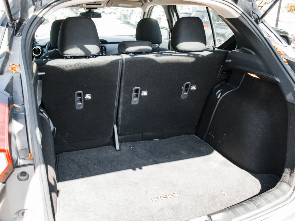 Used 2024 Boulder Gray Pearl Nissan SR image 24