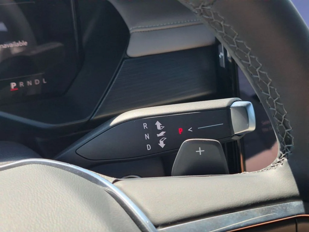 2027 GMC Acadia Elevation - Photo 12