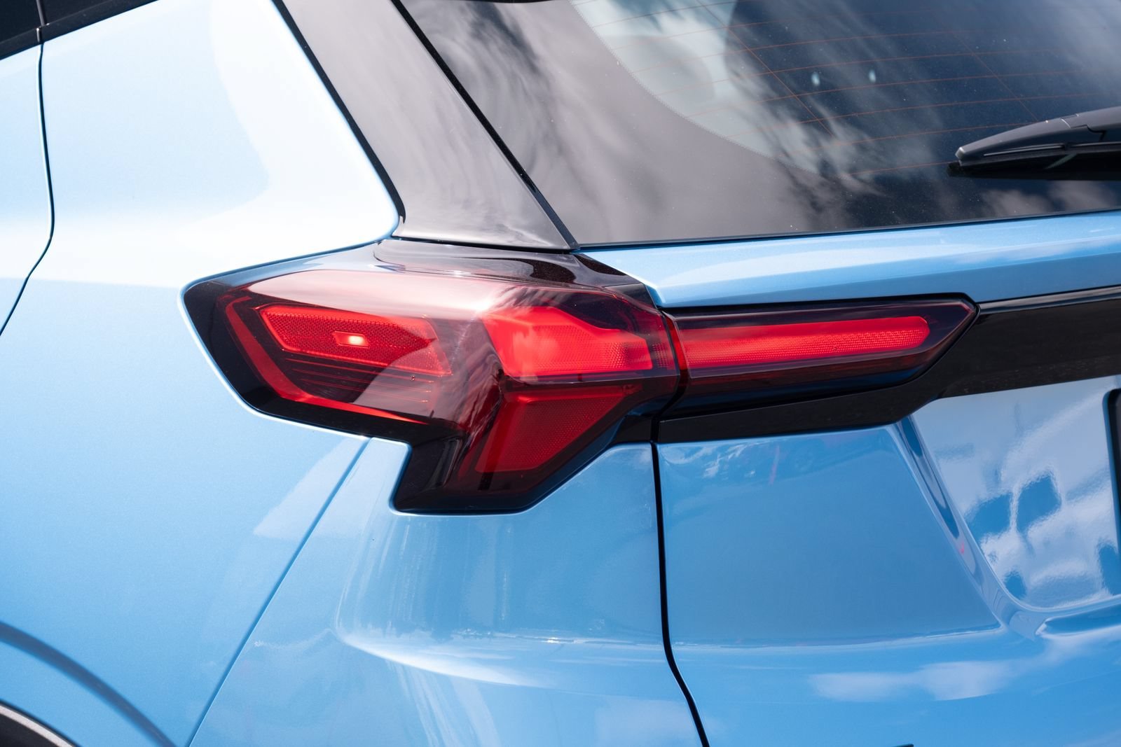 New 2027 Marina Blue Metallic Chevrolet LT image 21