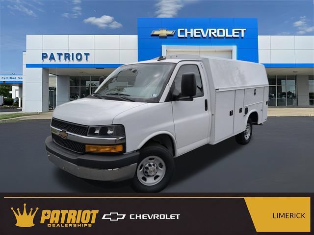 2025 Chevrolet Express Cutaway 3500