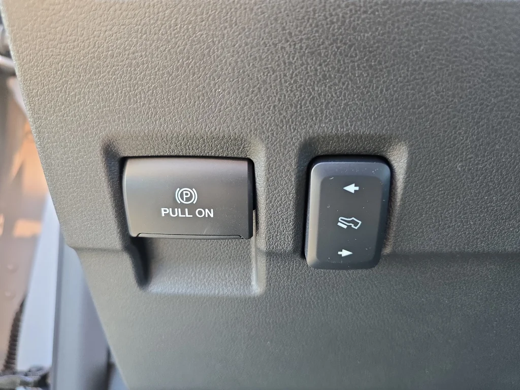 New 2026 Avalanche Ford F-350® Platinum® image 16