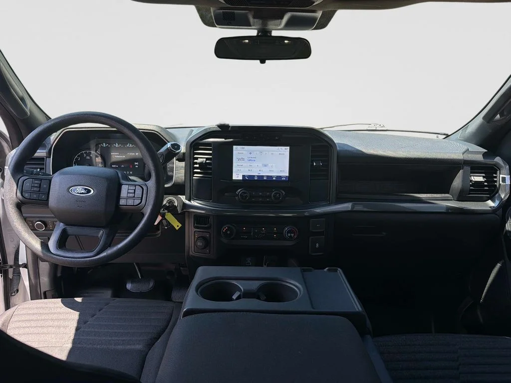 Used 2023 Oxford White Ford XL image 17
