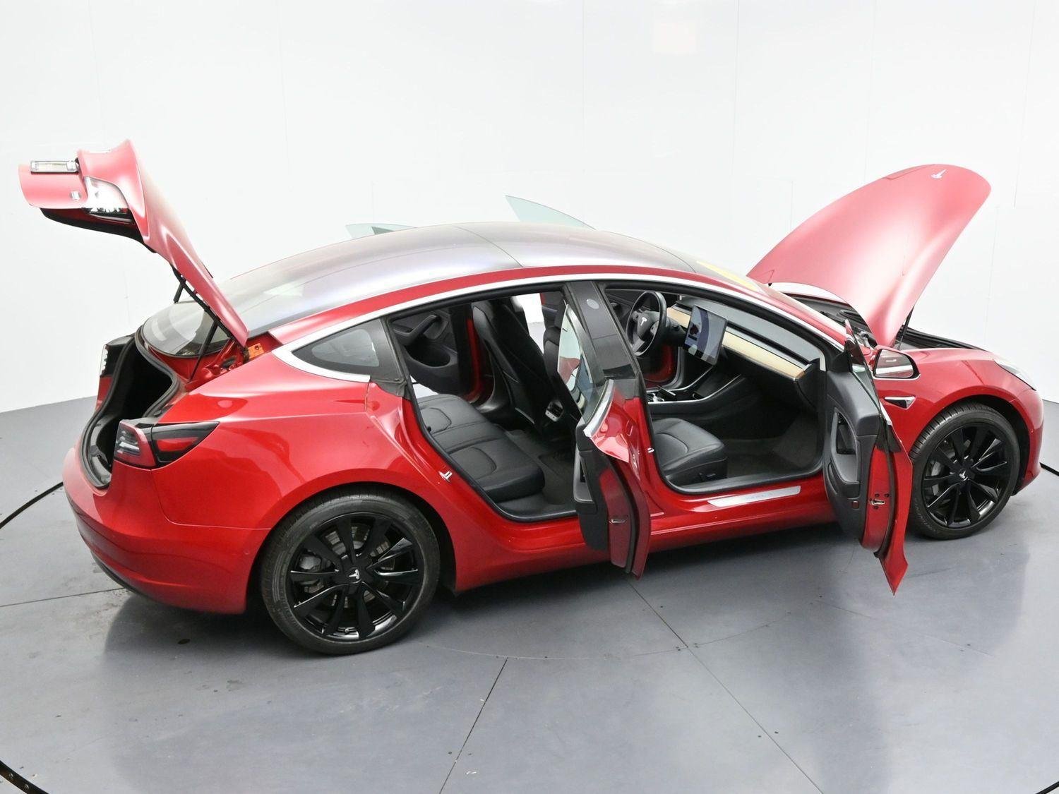 Used 2018 Red Multi-Coat Tesla Long Range Battery image 34