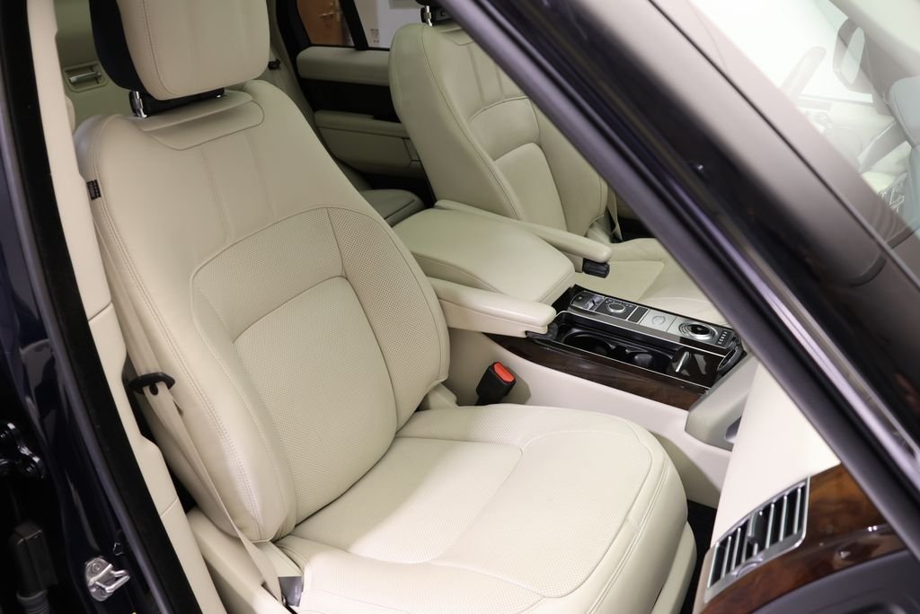 Used 2020 Portofino Blue Metallic Land Rover HSE image 41