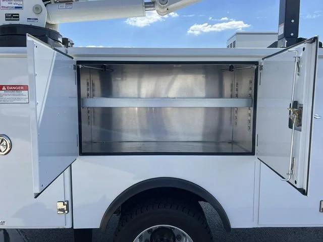 New 2024 Summit White Chevrolet Work Truck image 38