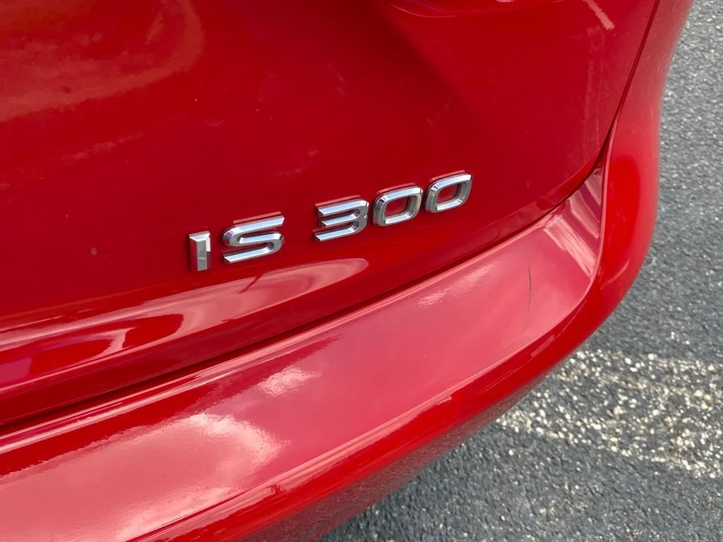 Used 2019 Red Lexus 300 image 15