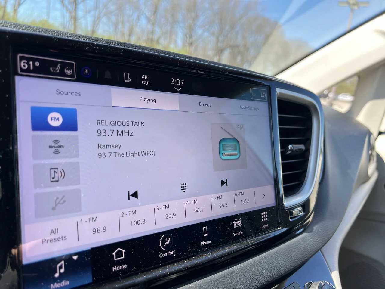2024 Chrysler Pacifica Touring L - Photo 13