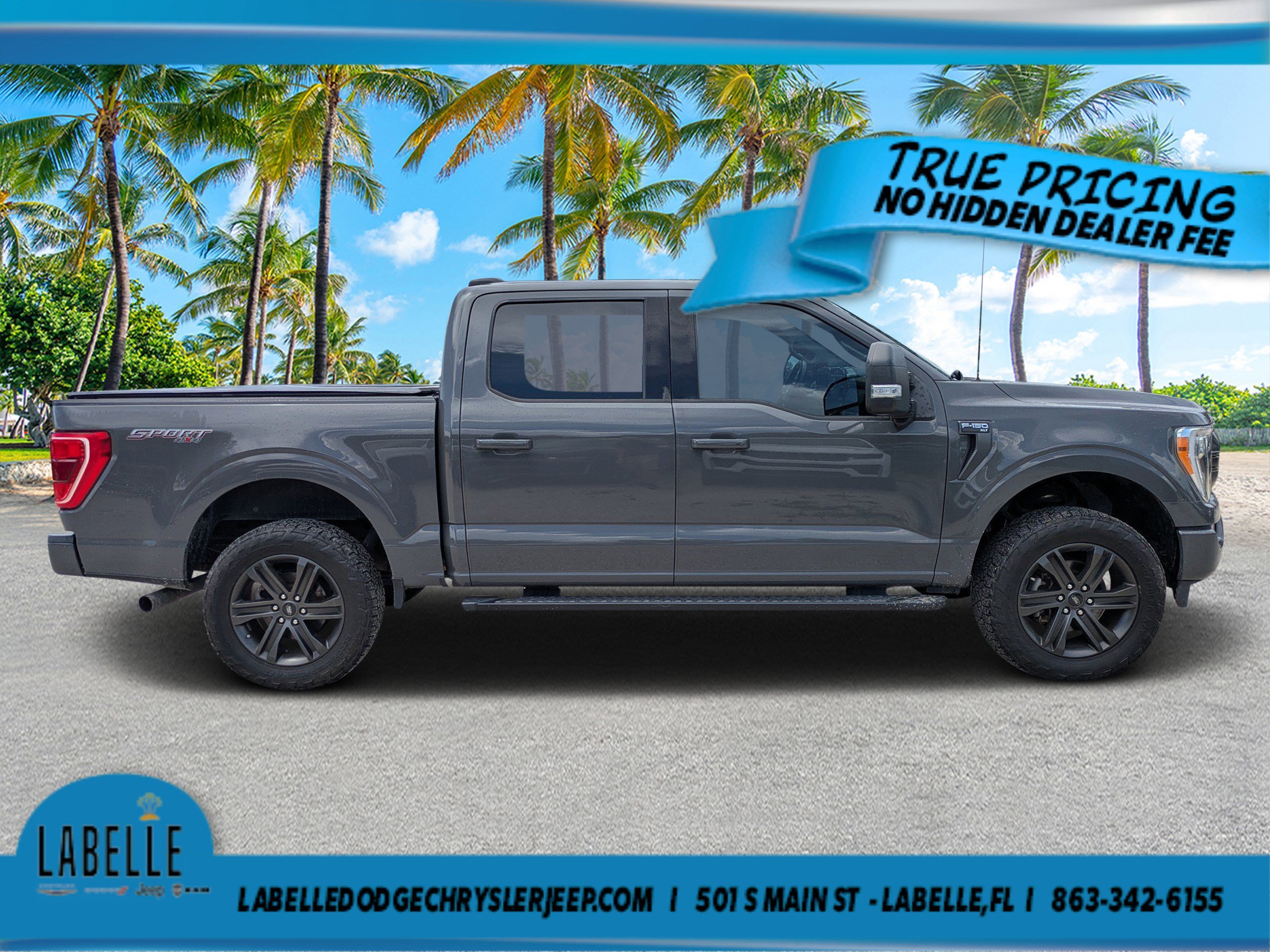 Used 2021  Ford XLT image 2